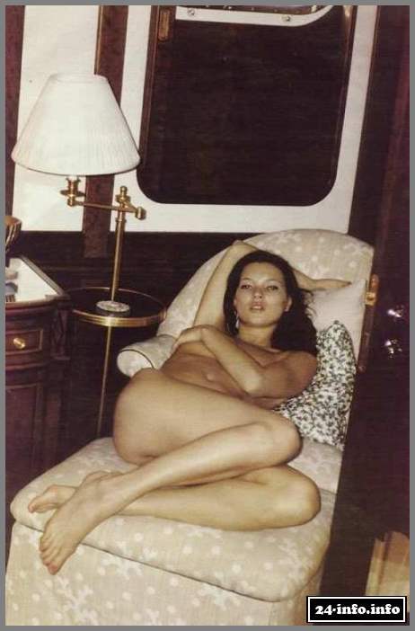 Голая звезда Кейт Мосс