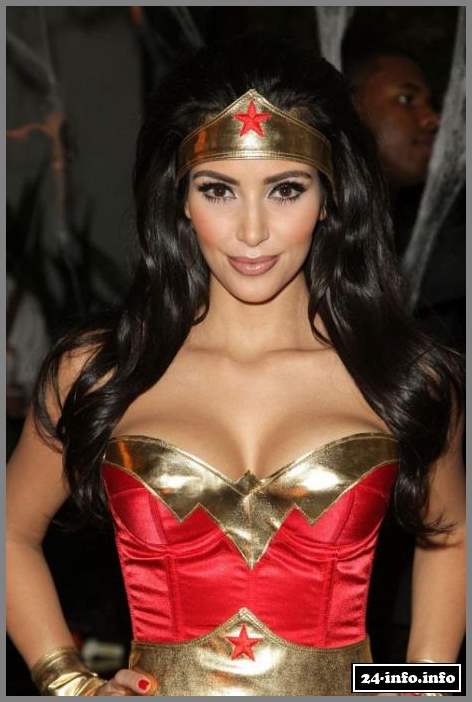 Голая звезда Ким Кардашян