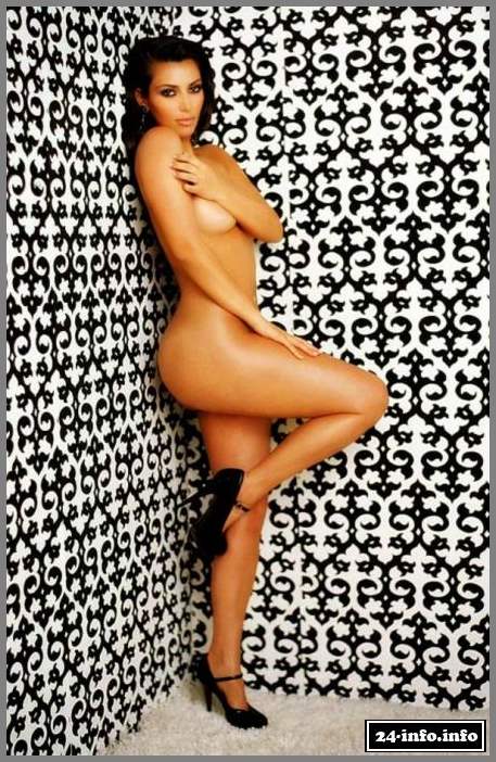 Голая звезда Ким Кардашян