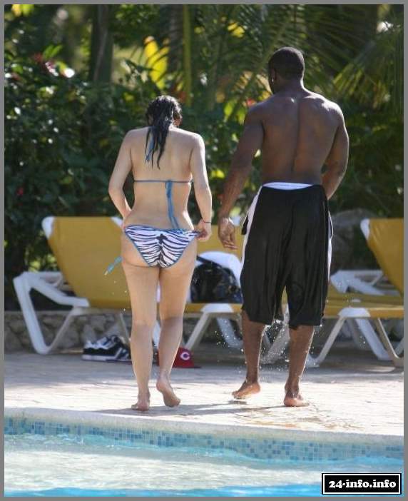 Голая звезда Ким Кардашян