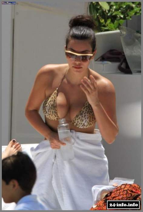 Голая звезда Ким Кардашян