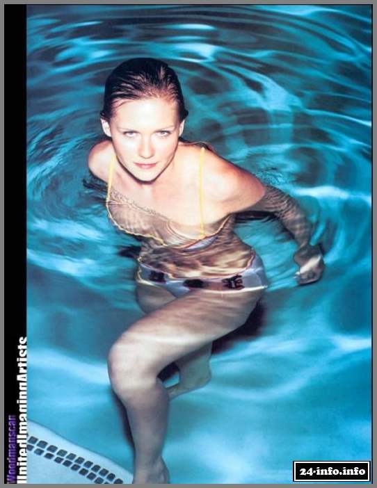 Голая звезда Кирстен Данст