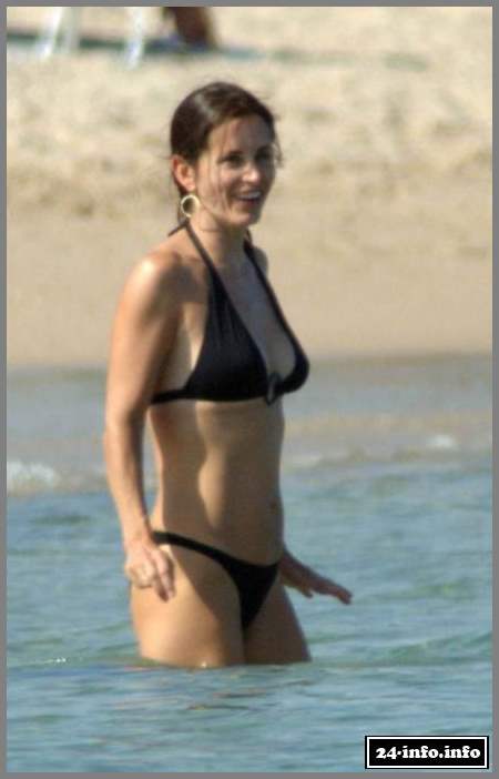 Голая звезда Клэр Кортни Кокс