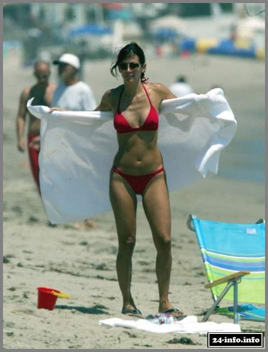 Голая звезда Клэр Кортни Кокс