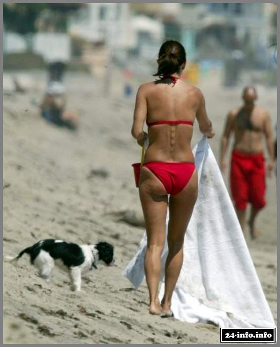 Голая звезда Клэр Кортни Кокс