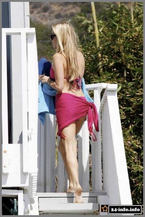 Голая звезда Кристин Каваллари