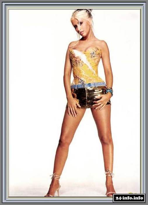 Голая звезда Кристина Агилера