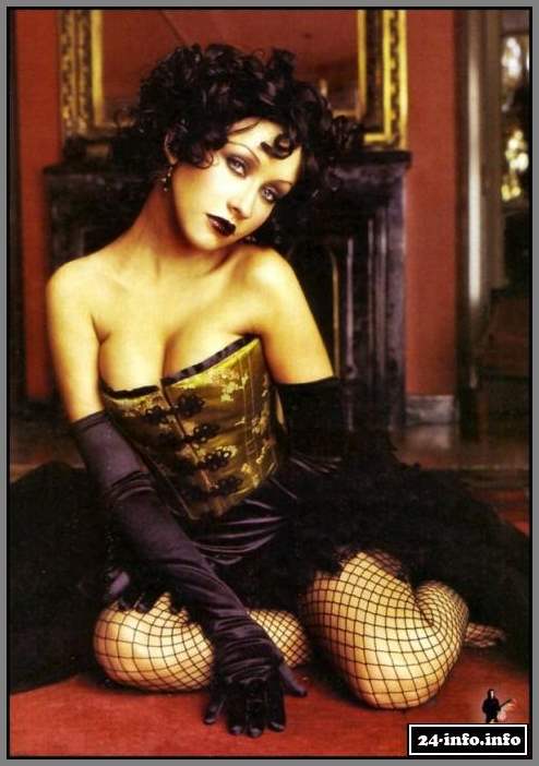 Голая звезда Кристина Агилера