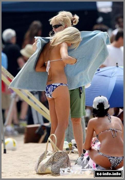 Голая звезда Лаура Вандервурт