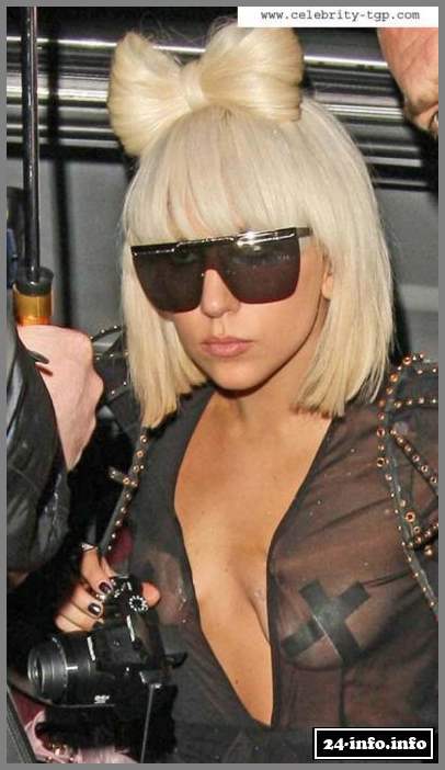 Голая звезда Леди Гага