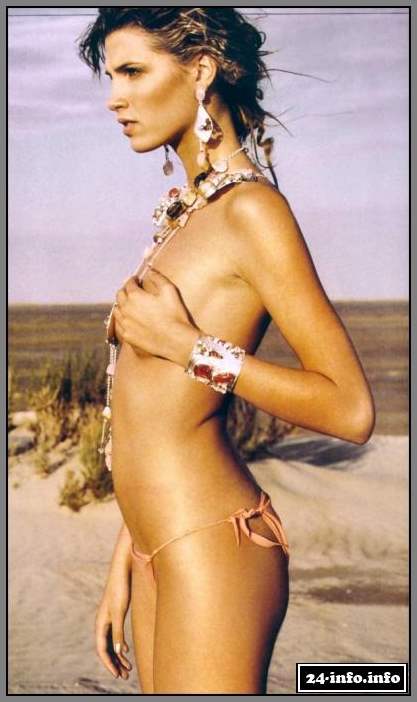 Голая звезда Лекса Дойг