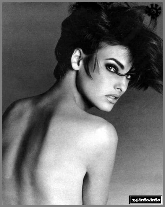 Голая звезда Линда Евангелиста