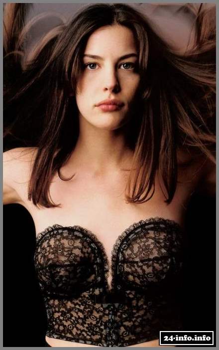 Голая звезда Лив Тайлер