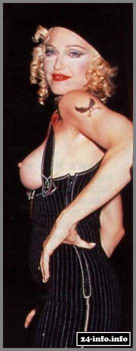 Голая звезда Мадонна