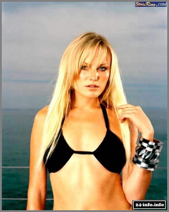 Голая звезда Малин Акерман