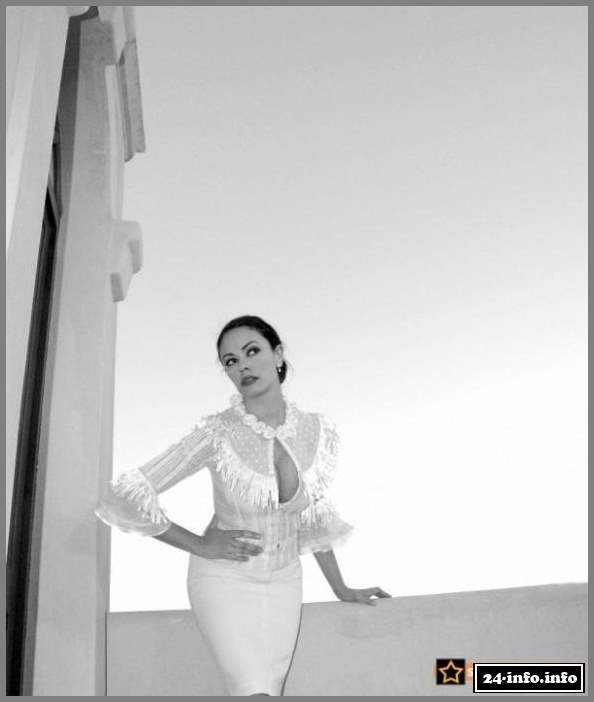 Голая звезда Мария Грация Кучинотта