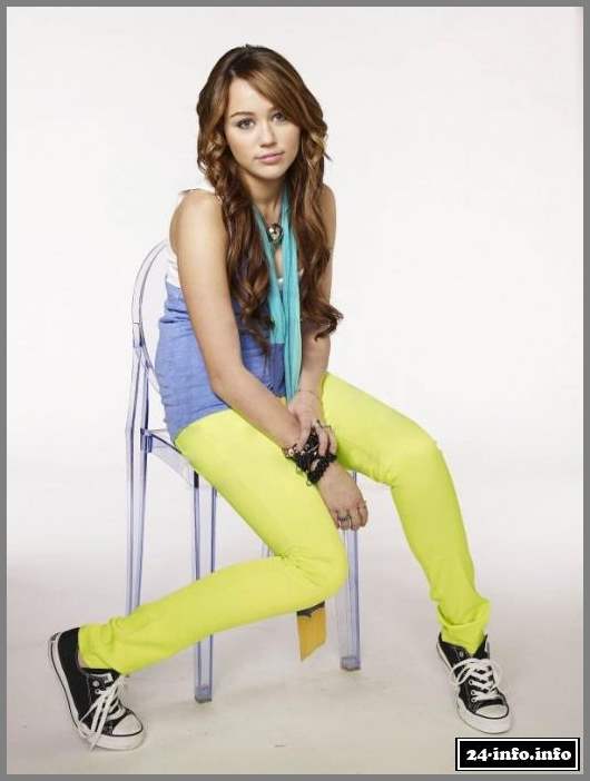 Голая звезда Майли Сайрус