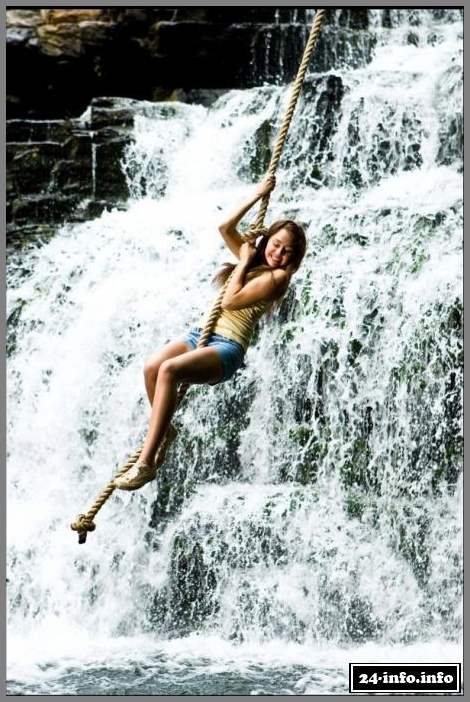 Голая звезда Майли Сайрус