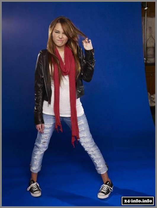 Голая звезда Майли Сайрус