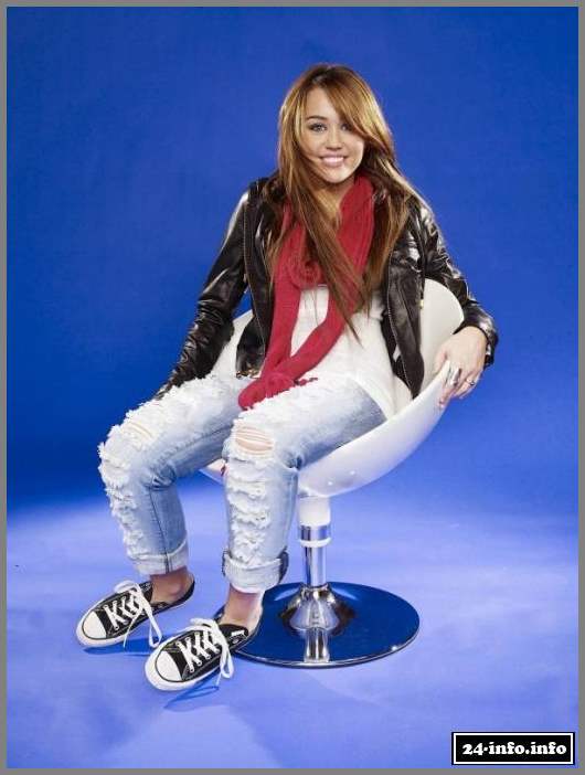 Голая звезда Майли Сайрус