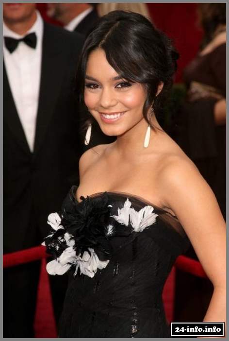 Голая звезда Ванесса Хадженс