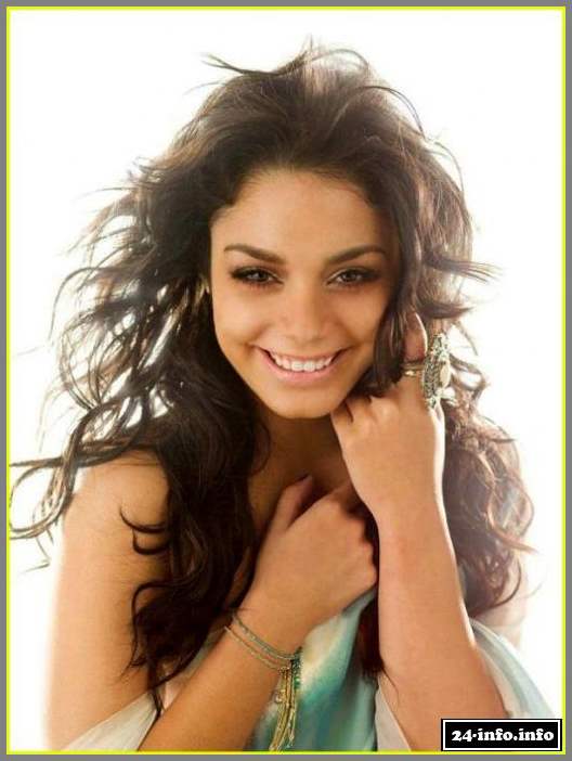 Голая звезда Ванесса Хадженс