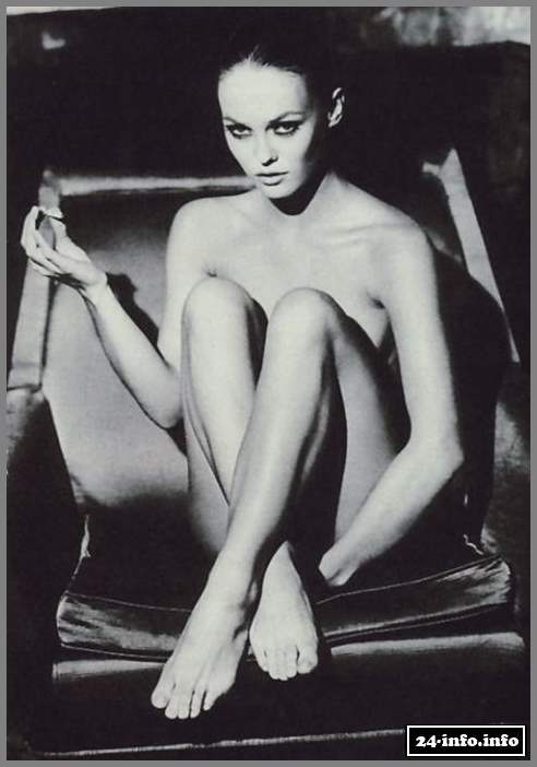 Голая звезда Ванесса Паради