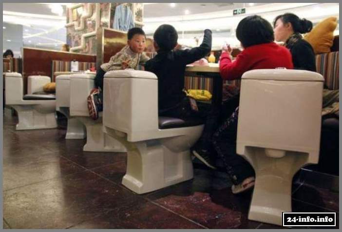 Необычный ресторан-туалет в Китае (25 фото)