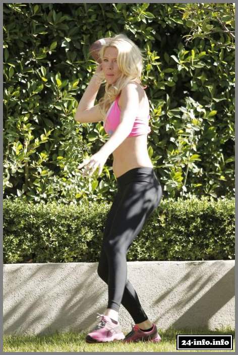 Эшли Маттингли любит активные игры (7 Фото)