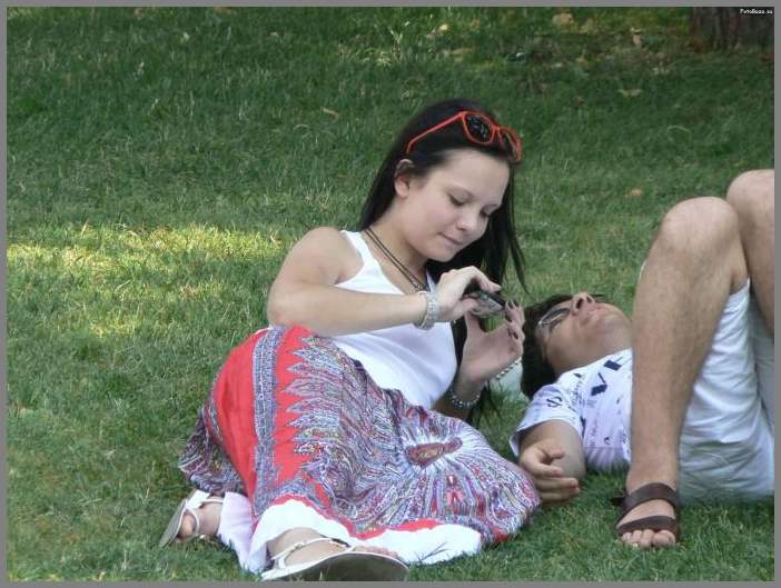 Подглядывание за армяночкой на природе