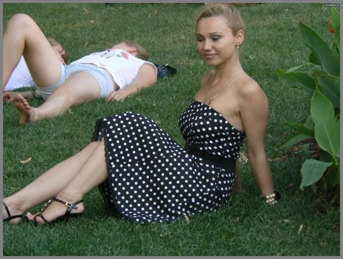 Подсмотренное на природе (трусы, жопы, передки)