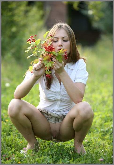 Вроде бы невинная девушка, а такое умеет...