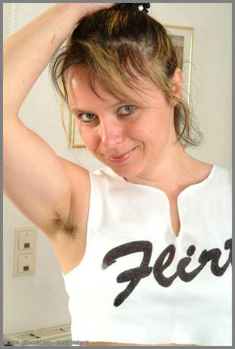 Хочешь волосатую женщину?