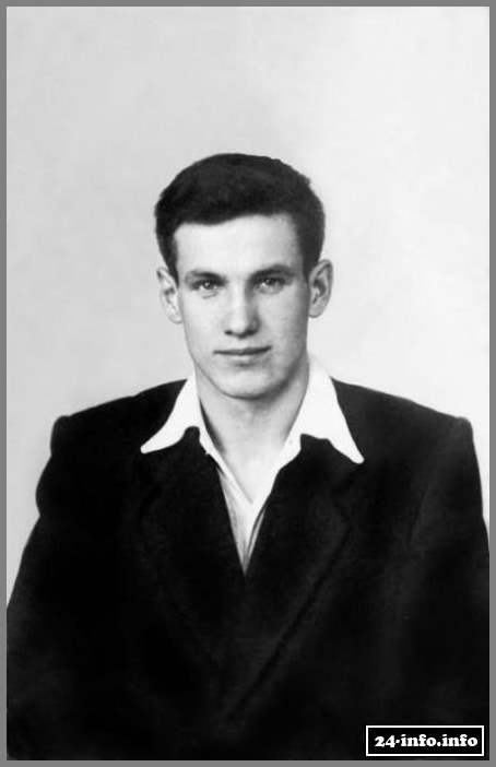 Известные люди в молодости