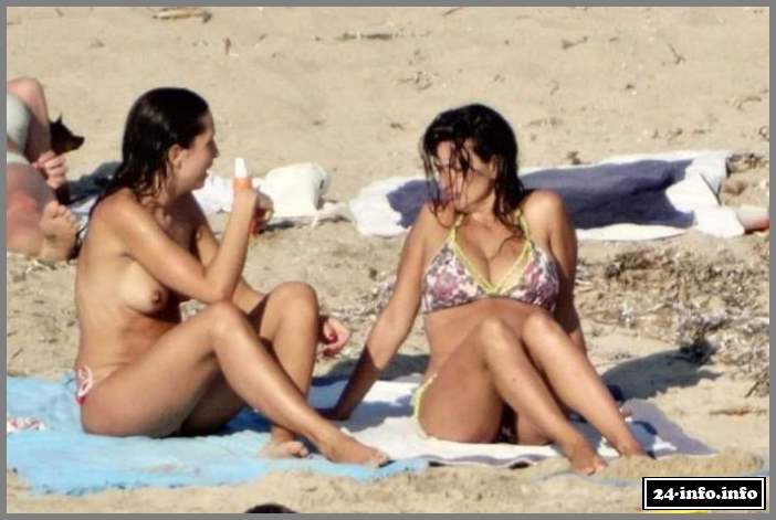 Пенелопа Крус любит купаться топлес