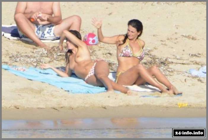 Пенелопа Крус любит купаться топлес