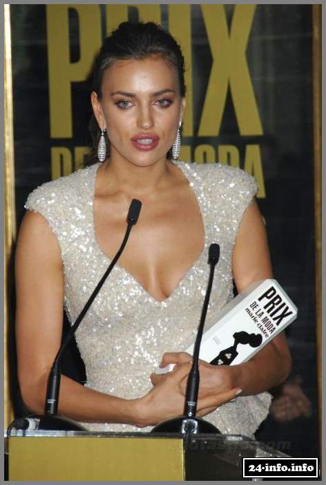 Irina Shayk в вечернем платье (11 фотографий)