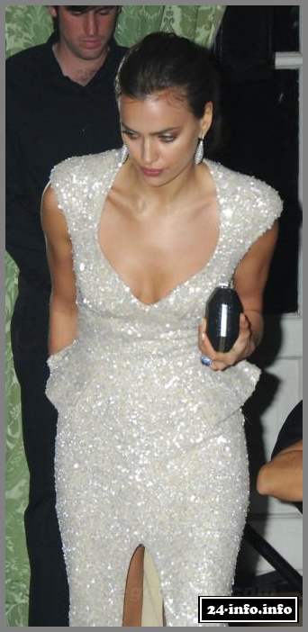 Irina Shayk в вечернем платье (11 фотографий)