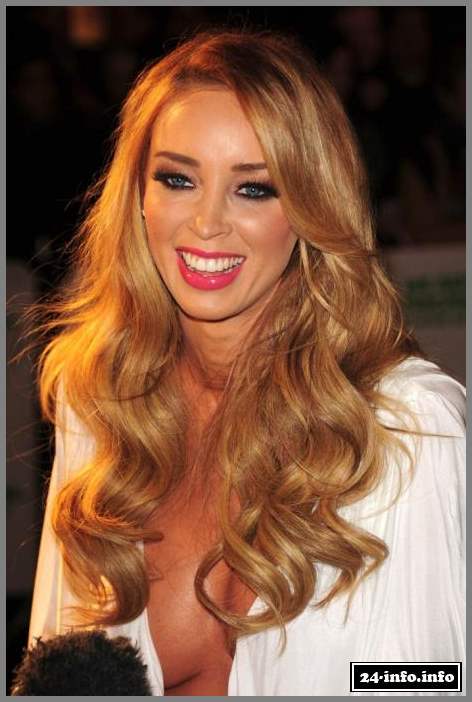 Лорена Поупа в открытой блузке (9 Фото)