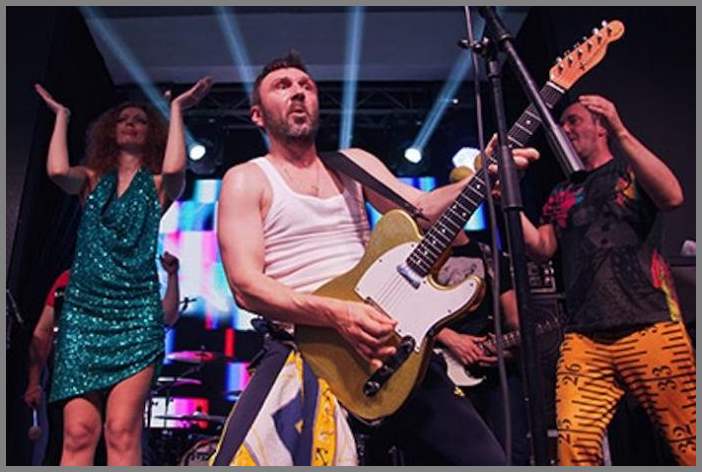 Шнуров выступит на юбилее Михайловского театра - Шоу бизнес