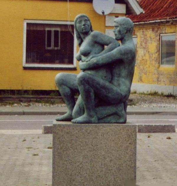 Обнаженный юмор