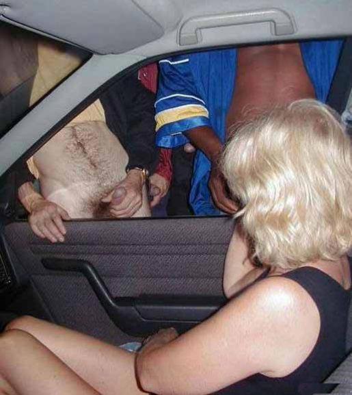 Игрушка в женской письке - Эроприколы