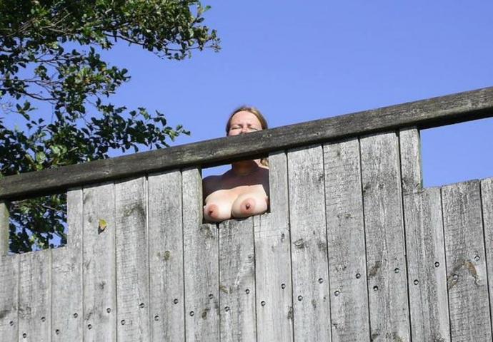 Игрушка в женской письке - Эроприколы