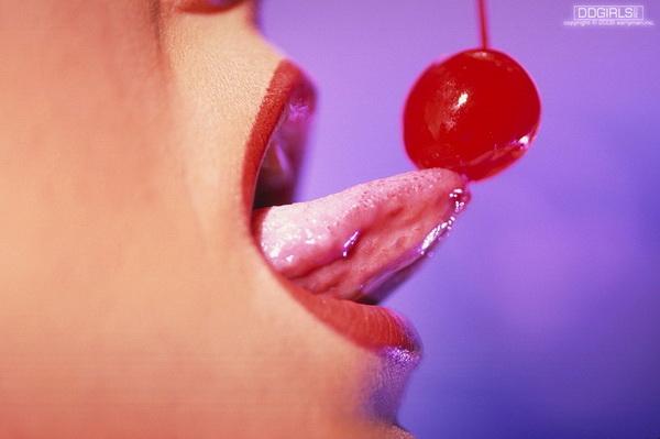 Язычок и вишенка