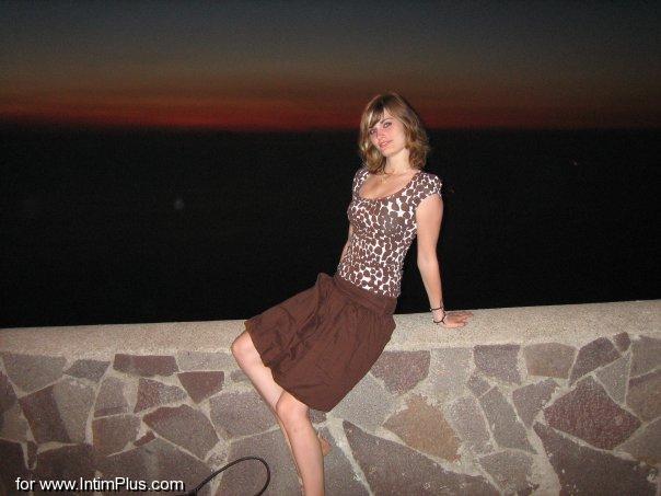 Частные фотки молодой девицы