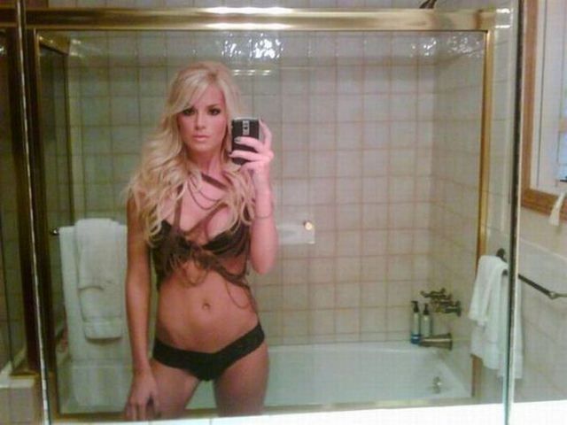 Фото НЮ развратной брюнетки Фото НЮ развратной брюнетки