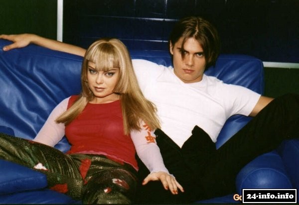 Голая Наташа Королева (эротические фото)