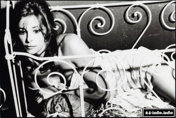 Голая звезда Милен Фармер