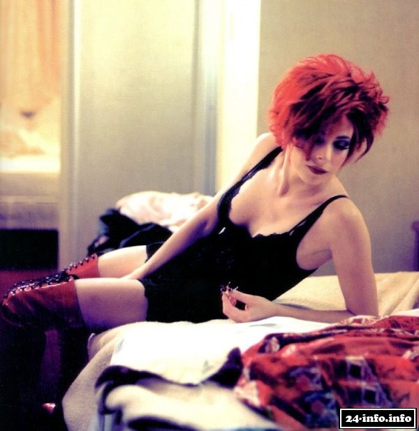 Голая звезда Милен Фармер