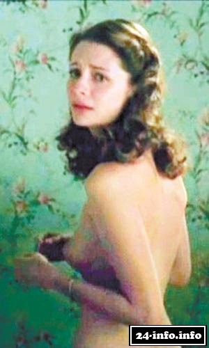 Голая звезда Миша Бартон